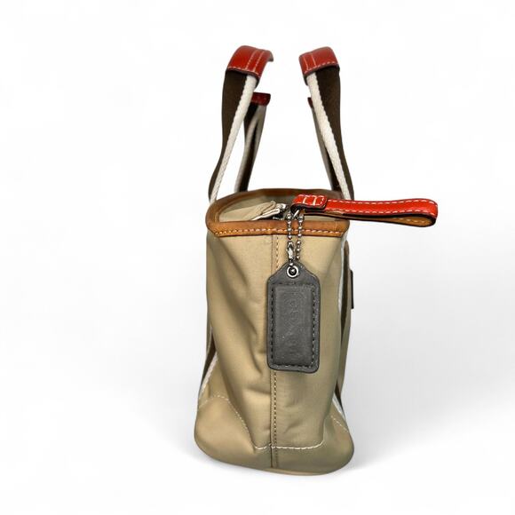 Coach Vintage Hampton Mini Tote. Top Handle Mini Bag Nylon leather. - Picture 3 of 8